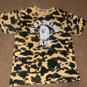 ** VINTAGE BATHING APE T-SHIRT **